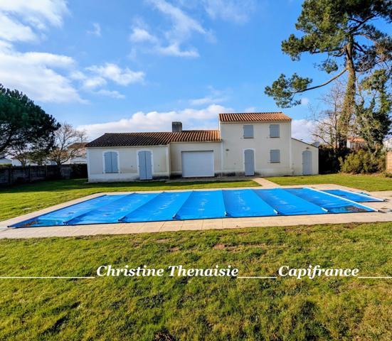 Maison à vendre dans Domaine sécurisé résidentiel Piscine - 4 chambres (85) COËX