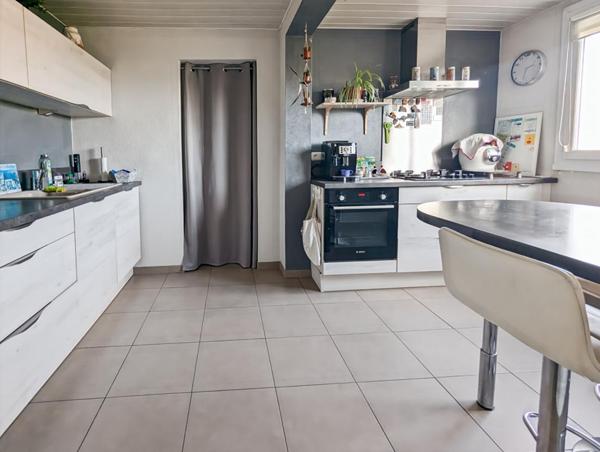 Maison  5 pièce(s) 68,40 m2