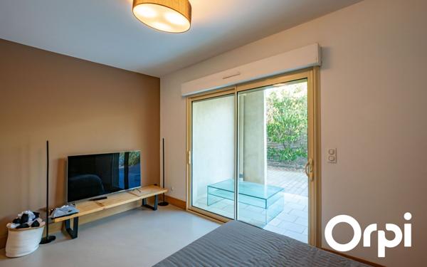 Appartement à vendre    3 pièces • 100 m2 Porto-Vecchio