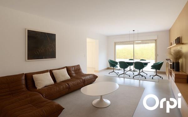 Appartement à vendre    3 pièces • 100 m2 Porto-Vecchio