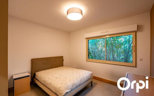 Appartement à vendre    3 pièces • 100 m2 Porto-Vecchio