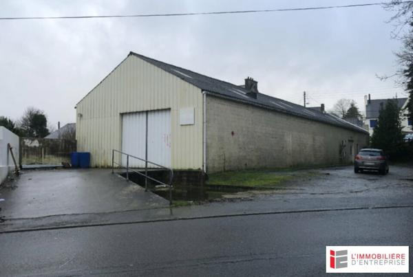 Local d’activite de 366m2 à LANDIVISIAU