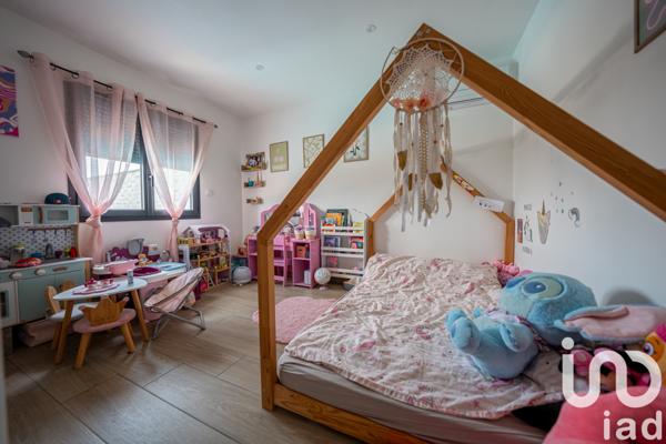 Maison à vendre 4 pièces 150 m² Vals-les-Bains