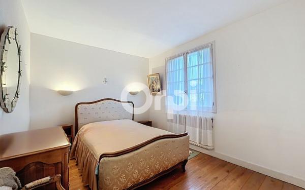 Maison à vendre    5 pièces •  Trélissac