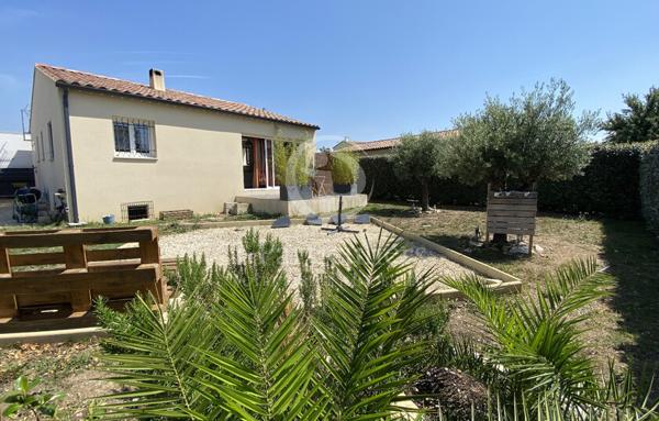 Villa récente plain-pied au calme bout d'impasse