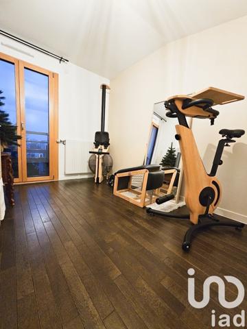 Appartement 4 pièces de 64 m² à Colombes (92700)