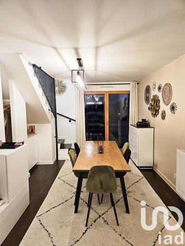 Appartement 4 pièces de 64 m² à Colombes (92700)