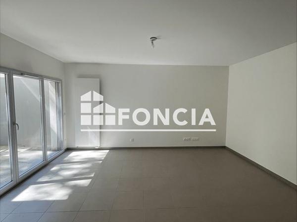 Location Appartement 4 pièces 91.2 m² - 685 RUE DES COMBES Chambery 73000