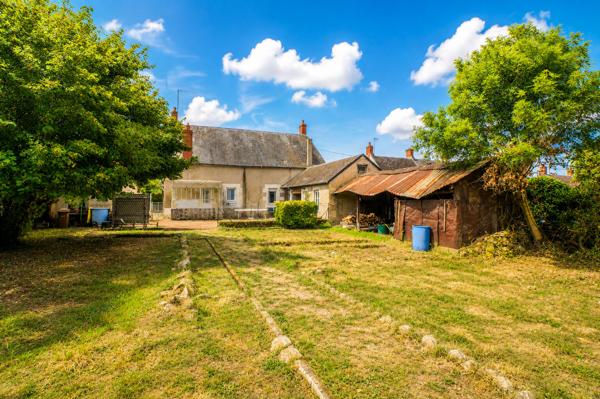 Maison Guérigny, plain pied, 3 chambres, grenier aménageable, terrain, à 15 minutes de NEVERS et proche autoroute