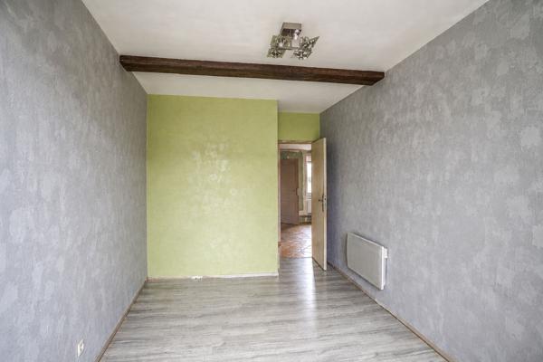 Maison Guérigny, plain pied, 3 chambres, grenier aménageable, terrain, à 15 minutes de NEVERS et proche autoroute