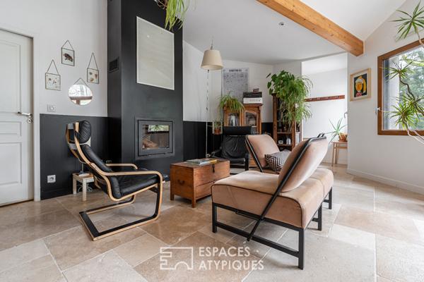 Villa de plain pied sur son vaste jardin arboré au coeur des rochelets