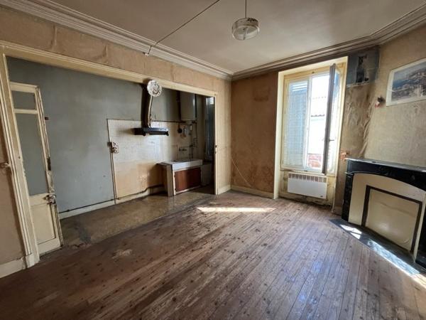 Immeuble à vendre |  Ribérac |  250 m²