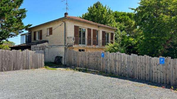 Maison à vendre 8 pièces proche de BERGERAC (24)