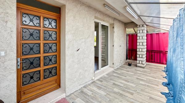 Maison à vendre 8 pièces proche de BERGERAC (24)