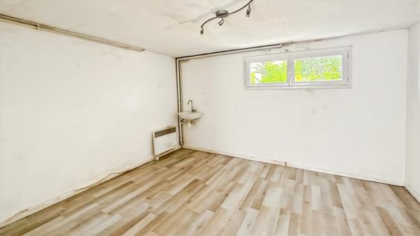 Maison à vendre 8 pièces proche de BERGERAC (24)