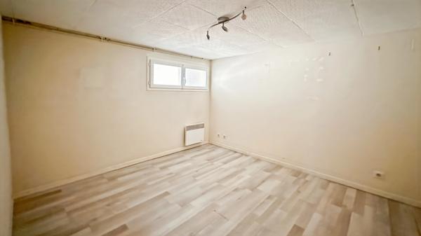 Maison à vendre 8 pièces proche de BERGERAC (24)