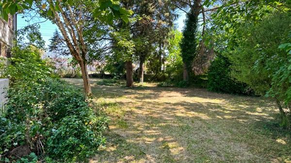 Maison à vendre 8 pièces proche de BERGERAC (24)