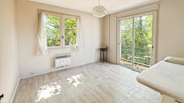 Maison à vendre 8 pièces proche de BERGERAC (24)