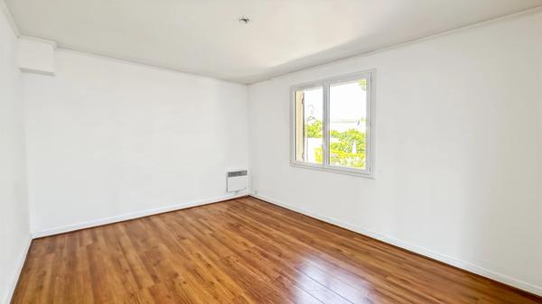 Maison à vendre 8 pièces proche de BERGERAC (24)