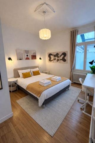 A LOUER : Chambre en co-living avec salle d'eau - 15m²