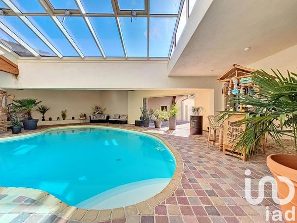 Maison à vendre 10 pièces 277 m² Roussillon