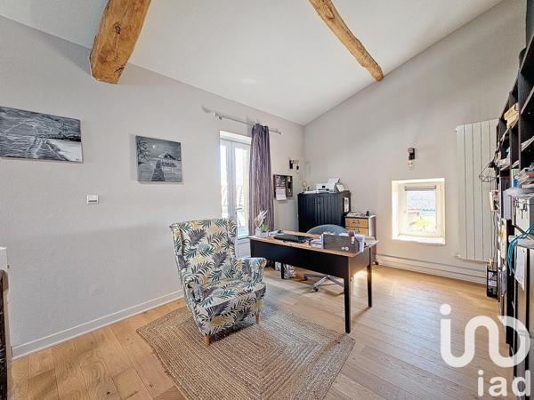 Maison à vendre 10 pièces 277 m² Roussillon