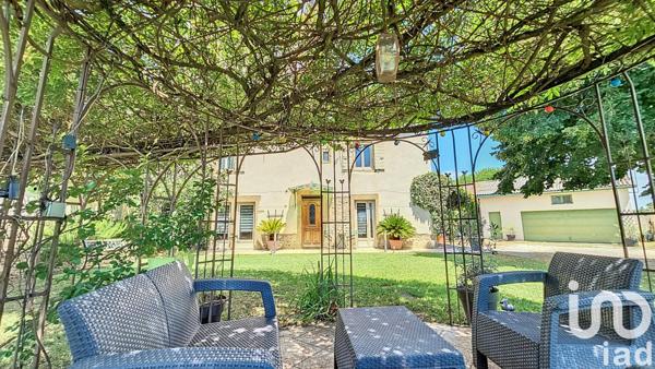 Maison à vendre 10 pièces 277 m² Roussillon