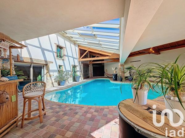 Maison à vendre 10 pièces 277 m² Roussillon