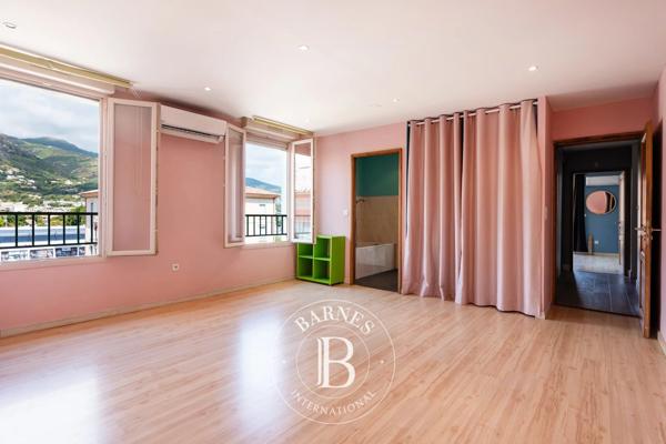 Biguglia, Appartement 4 Chambres -  235 m² à vendre