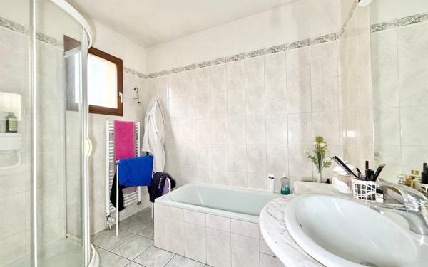 Maison à vendre    5 pièces • 137 m2 Champhol