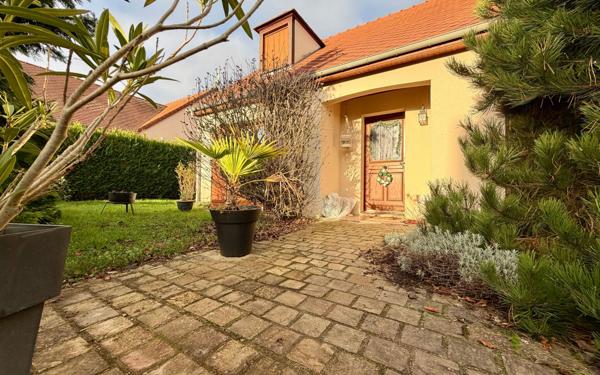 Maison à vendre    5 pièces • 137 m2 Champhol