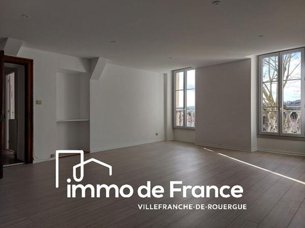 Appartement T3 de 107 m2 en deuxième étage sur le tour de ville