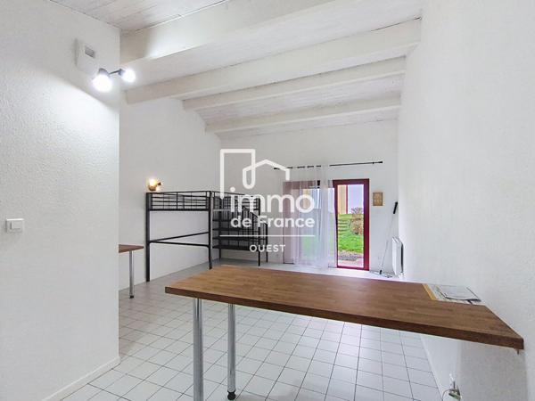 Appartement  Studio LA ROCHE SUR YON