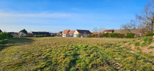 Terrain à vendre à OUROUX SUR SAONE - 1981 m²