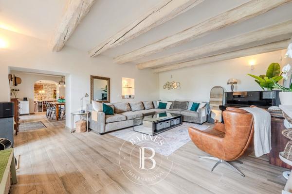 Aix-en-Provence, Appartement villa 4 Chambres -  183 m² à vendre