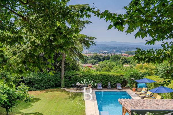 Aix-en-Provence, Appartement villa 4 Chambres -  183 m² à vendre
