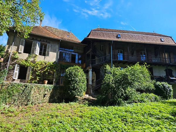 Maison 15 pièces 616m² à vendre à Le Pont-de-Beauvoisin 73330