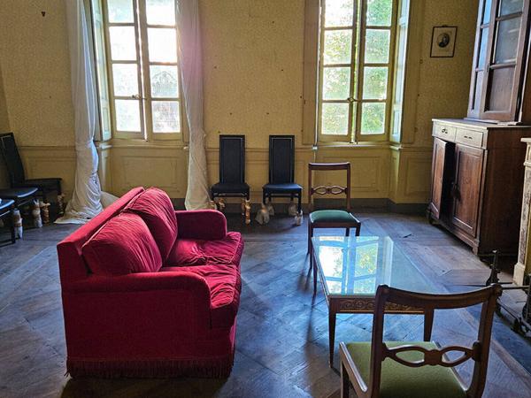 Maison 15 pièces 616m² à vendre à Le Pont-de-Beauvoisin 73330