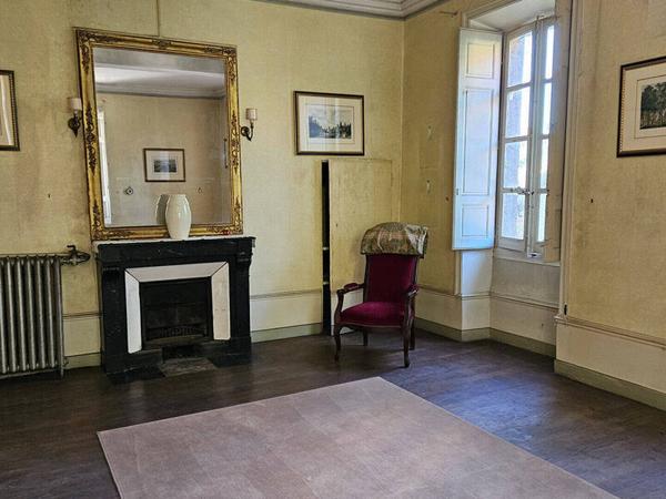 Maison 15 pièces 616m² à vendre à Le Pont-de-Beauvoisin 73330