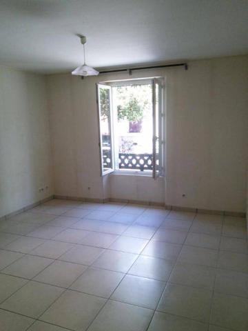 Appartement 2 pièces                                        - 38000 Grenoble Réf : 5341