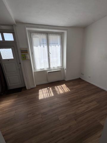 EXCLUSIVITE - Studio/T1