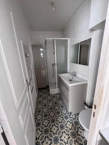 EXCLUSIVITE - Studio/T1