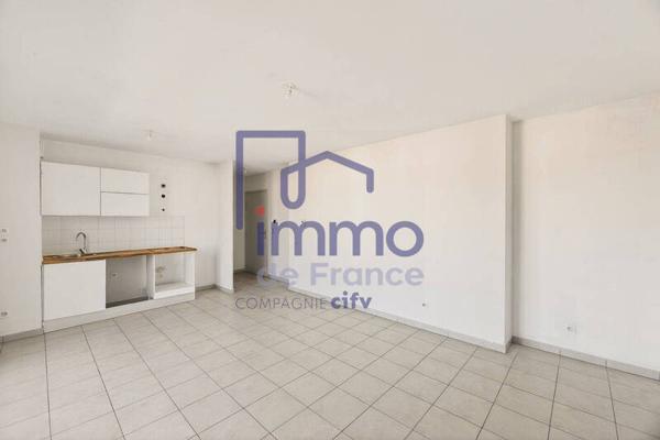 Appartement 3 pièces                                        - 69150 Décines-Charpieu Réf : 21692