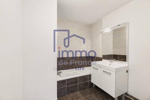 Appartement 3 pièces                                        - 69150 Décines-Charpieu Réf : 21692
