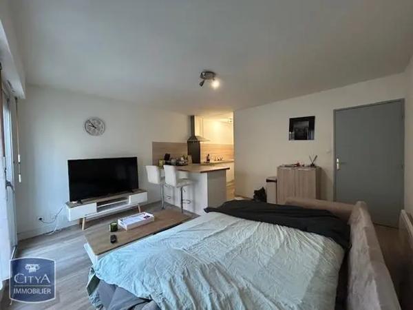 Appartement à louer 1 pièce 29.84m²