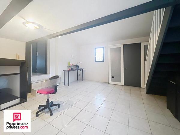 RIANS  Villa  T4/5 sur 1500 m² au calme à pied du village