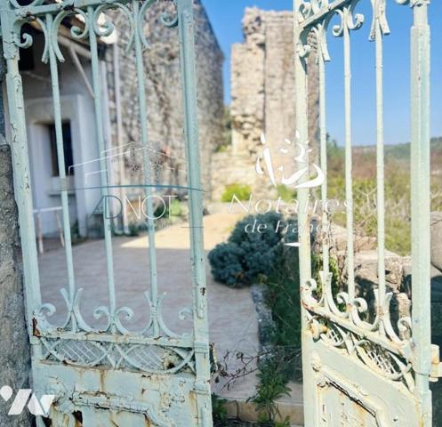 VILLA DE 130 M² AU COEUR DU VILLAGE avec VUE