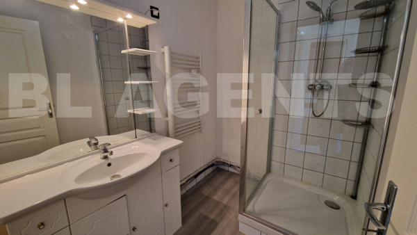 Maison 4 pieces au coeur de ROMILLY SUR SEINE - 2 chambres, possible 3. Jardin clos