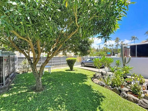 Charmante maison au coeur de la Station balnéaire de Saint-Gilles Roches Noires