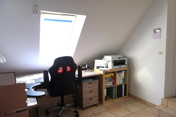 Maison 145 m², 4 chambres, terrain de 1998m²